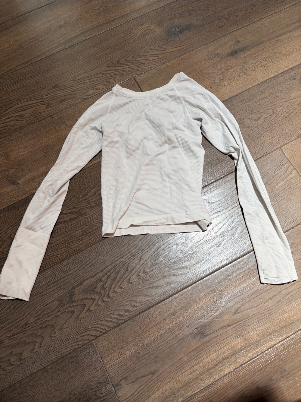 Lululemon Long-Sleeve Lightweight Swiftly- Cream